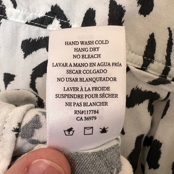 Rails Ivory Cheetah Button Down Super Soft Shirt Sz S - Picture 8 of 10